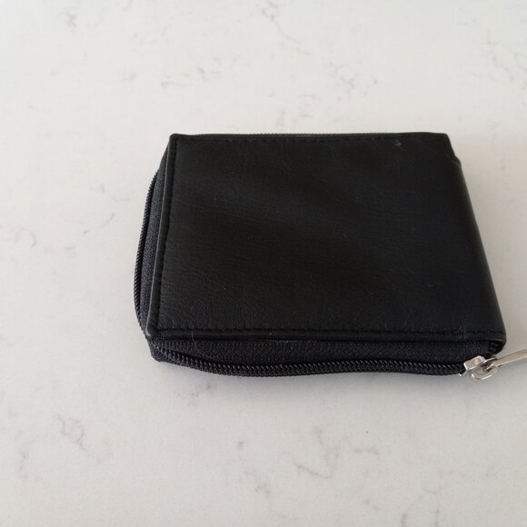 Alpine Swiss Logan Zipper Bifold Wallet in Black - Picture 2 of 4